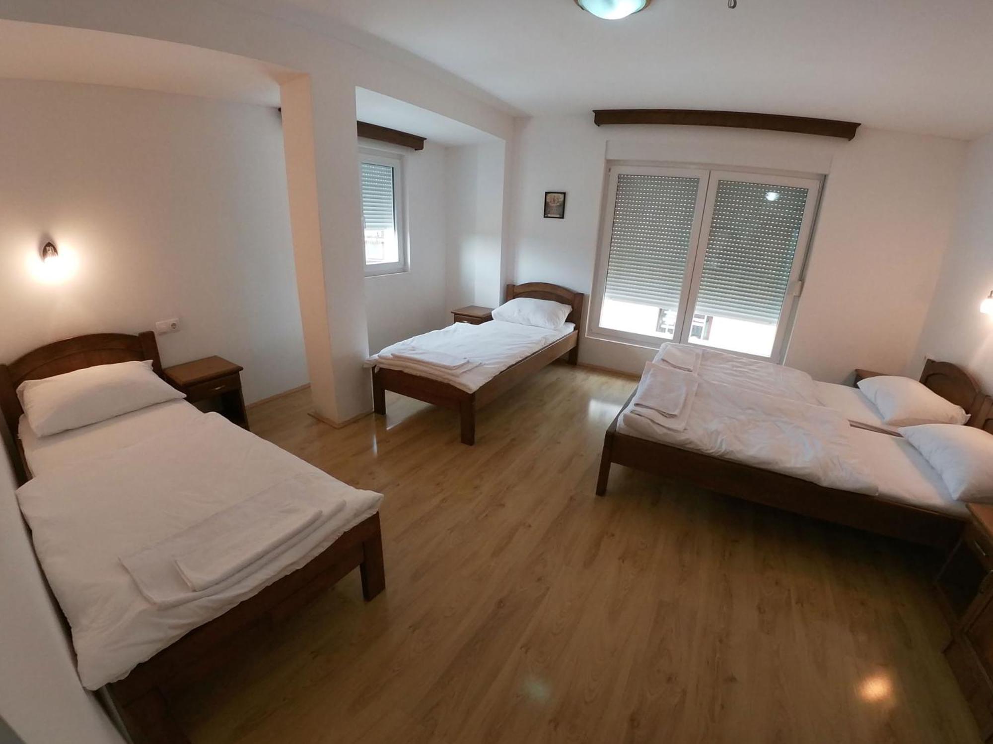 Hotel Bagaric -Ispod Brda Ukazanja Adress Kraljice Mira 56 Bijakovci Medugorje ภายนอก รูปภาพ